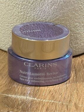 Clarins Nutri-Lumière Revive Day Cream 1.7oz